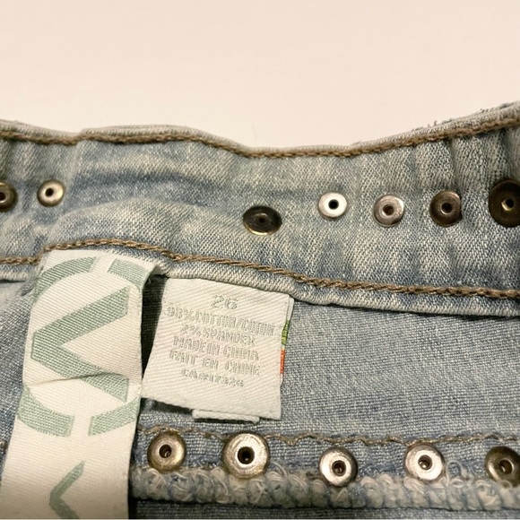 Vintage Vibe Y2K Light Wash Studded Bootcut Jeans Size 26 - Picture 7 of 16